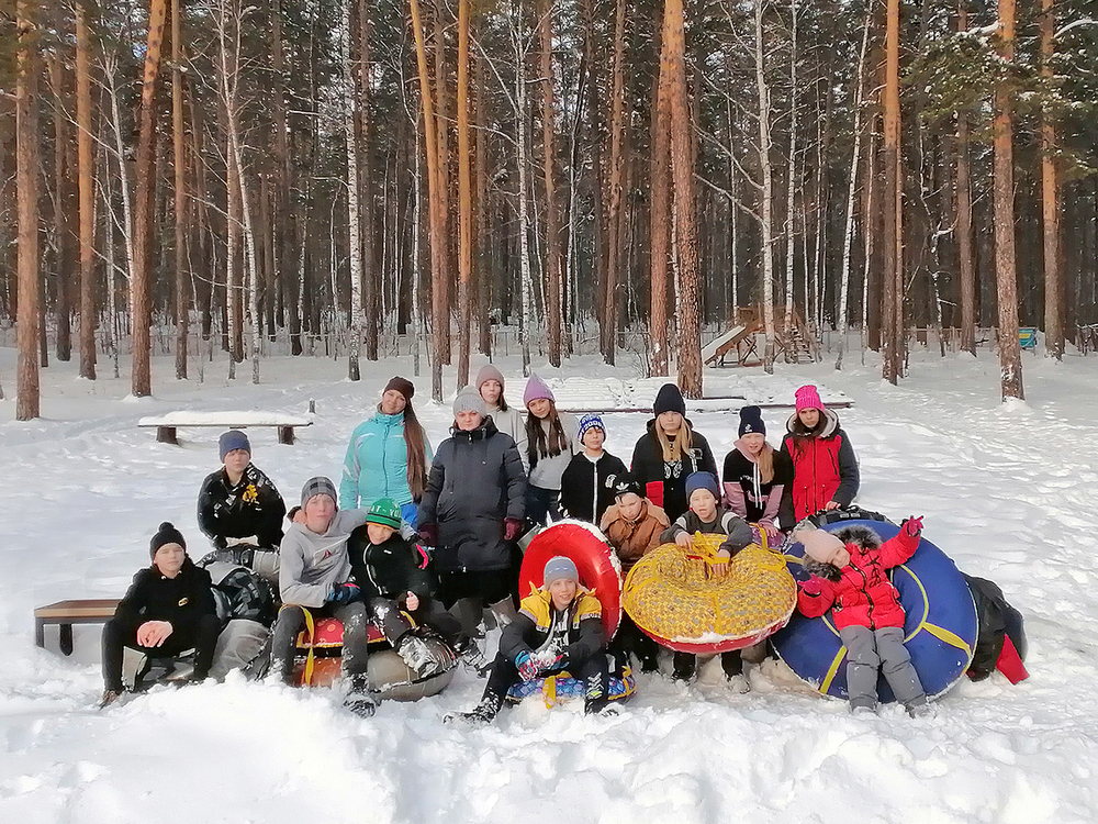 Волонтеры автозавода «Урал» в Центре загородного отдыха провели веселое мероприятие для детей