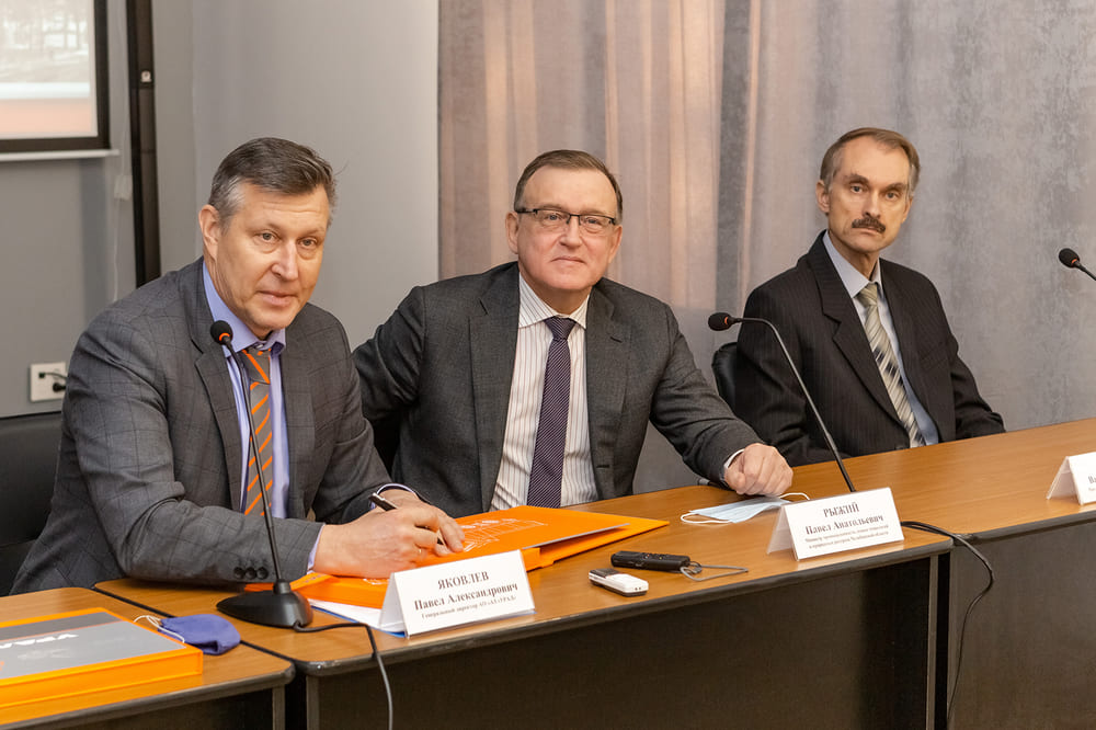 На автозаводе «Урал» состоялась пресс-конференция руководителей завода и области