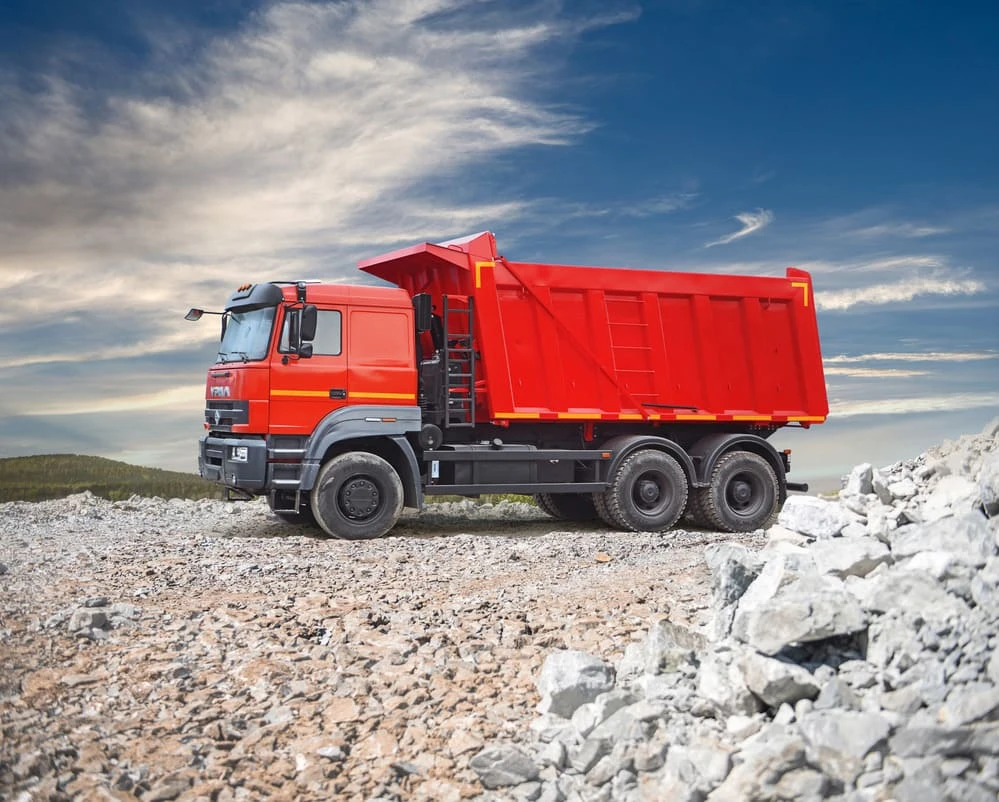 Автозавод «УРАЛ» представит на выставке «bauma СТТ RUSSIA 2021» новый  бескапотный грузовик повышенной грузоподъемности и комфортности - подробнее  на сайте